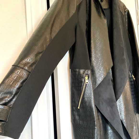 Andrew Marc Suede Leather Extra Long Jacket - Picture 4 of 7